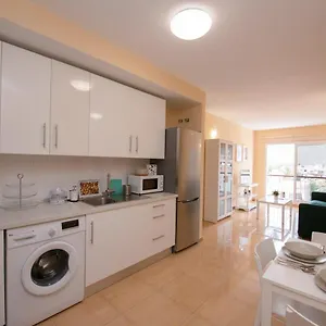 Miramar 5 Apartment